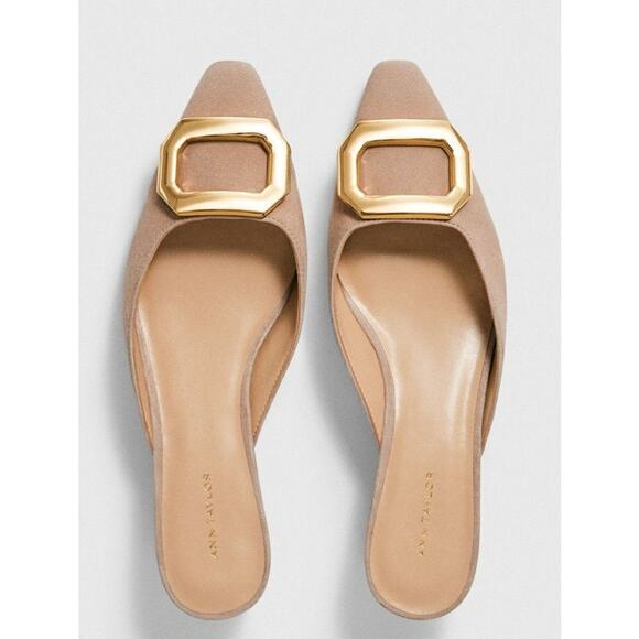 Ann Taylor Sz 9.5 Beige Suede Leather Gold Buckle Mule Low Heel Slip On Pumps - Picture 1 of 5